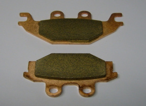 Plaquettes de frein arri�re AP Racing pour PGO 500/600 (le jeu de 4)