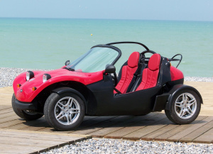 Roadster SECMA FUN 440 DCI homologu 2 places, sans permis ds 16 ans. Fabrication Franaise.